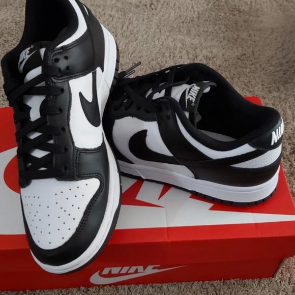 Nike Dunk Retro Low Black White
